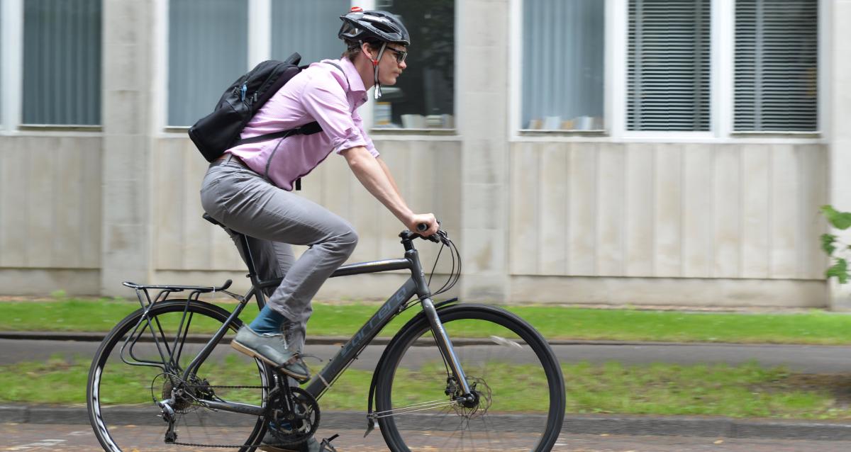 How to look smart when cycling to work Cycling UK
